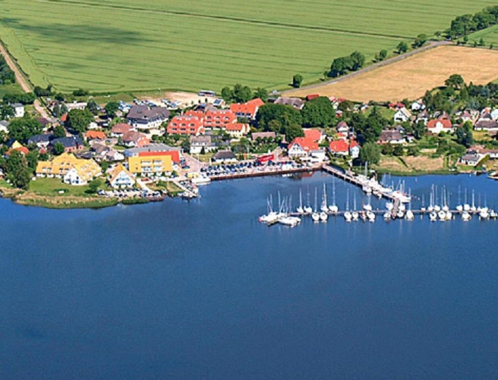 Hotel- & Ferienanlage Kapitaens-Haeuser Breege Eksteriør billede